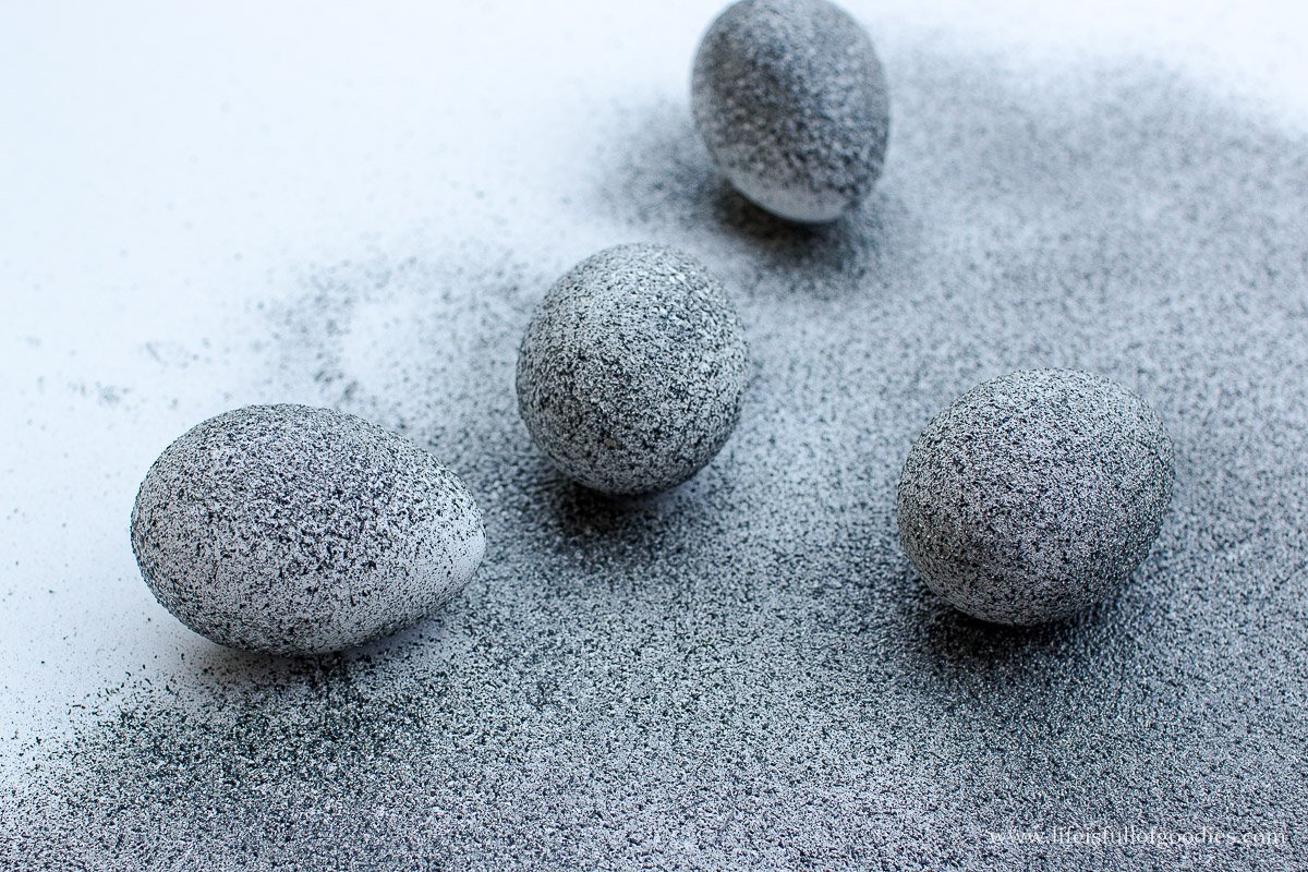 Granit-Ostereier - ein DIY