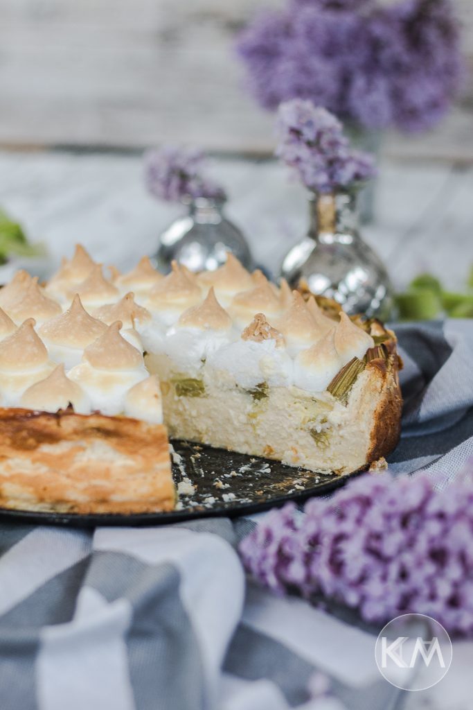 Low Carb Rhabarber-Käsekuchen ohne Boden | Life Is Full Of Goodies