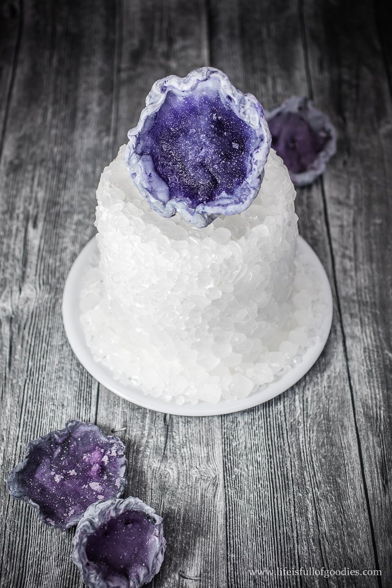 Eine Torte zur Diamanthochzeit - ein Geode Cake