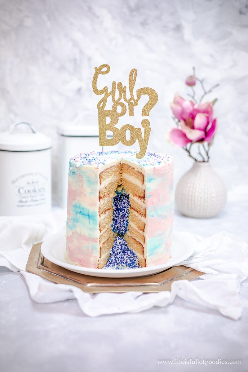 Gender Reveal Cake 