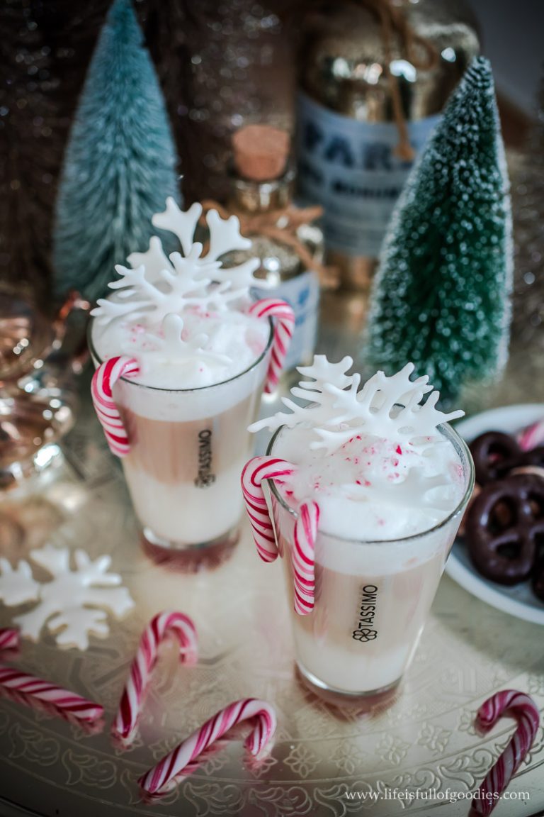 Kaffeekuchen mit perfekter Schokoglasur und Latte Macchiato Baileys mit