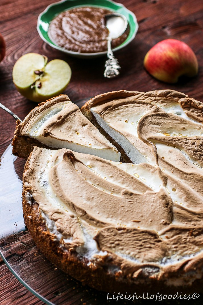 Gedeckter Apfelkuchen mit Nüssen und Rosinen | Life Is Full Of Goodies Gedeckter Apfelkuchen mit Nüssen und Rosinen | Life Is Full Of Goodies