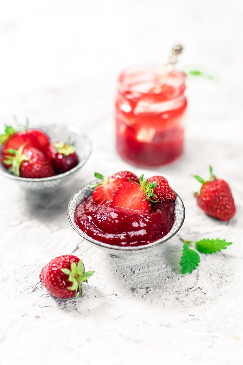3 Rezepte für zuckerfreie und zuckerreduzierte Erdbeermarmelade