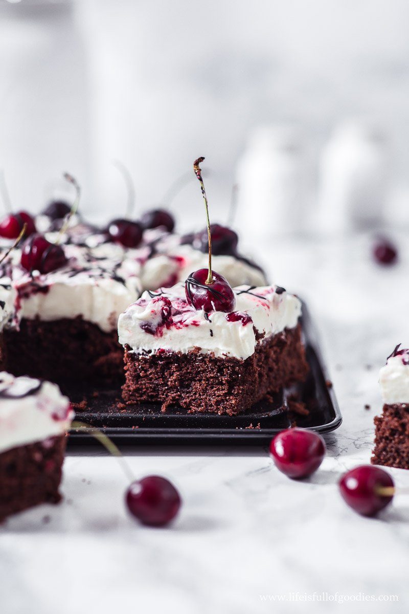 Schoko-Kirschkuchen mit Mascarponecreme