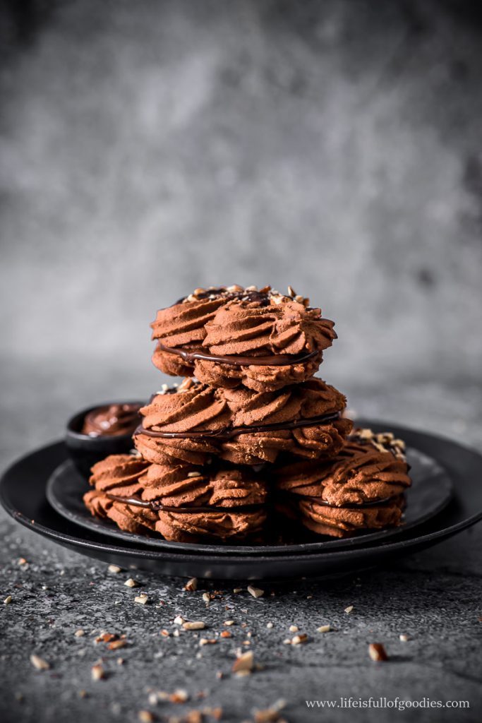 Flammende Schoko Herzen mit Nougatfüllung | Life Is Full Of Goodies