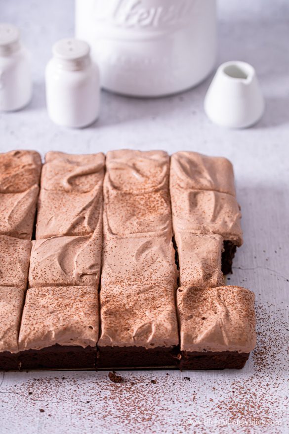 Die besten Brownies mit dem einfachsten Frosting | Life Is Full Of Goodies Die besten Brownies mit dem einfachsten Frosting | Life Is Full Of Goodies
