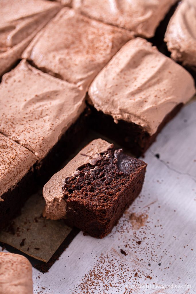 Die besten Brownies mit dem einfachsten Frosting | Life Is Full Of Goodies