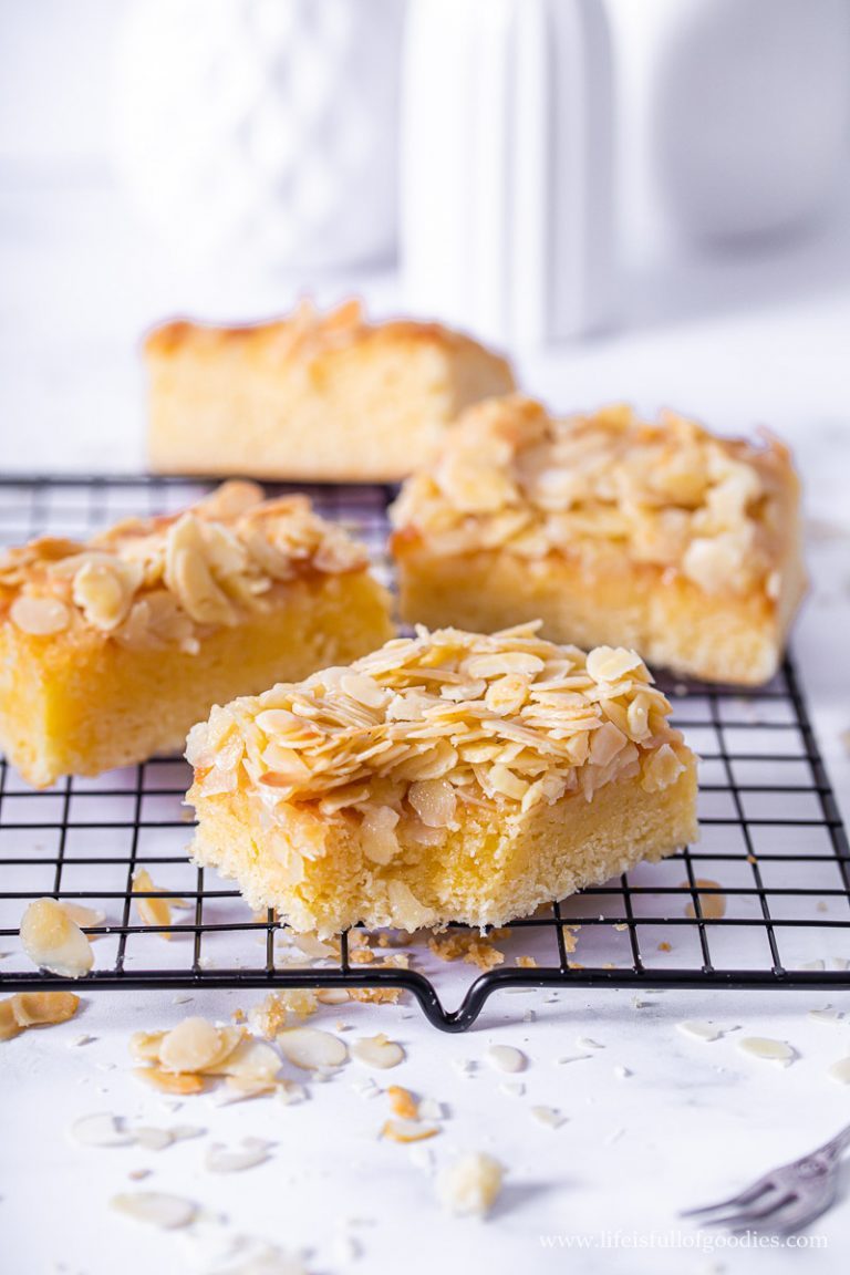 Butterkuchen mit Mandelkruste | Life Is Full Of Goodies