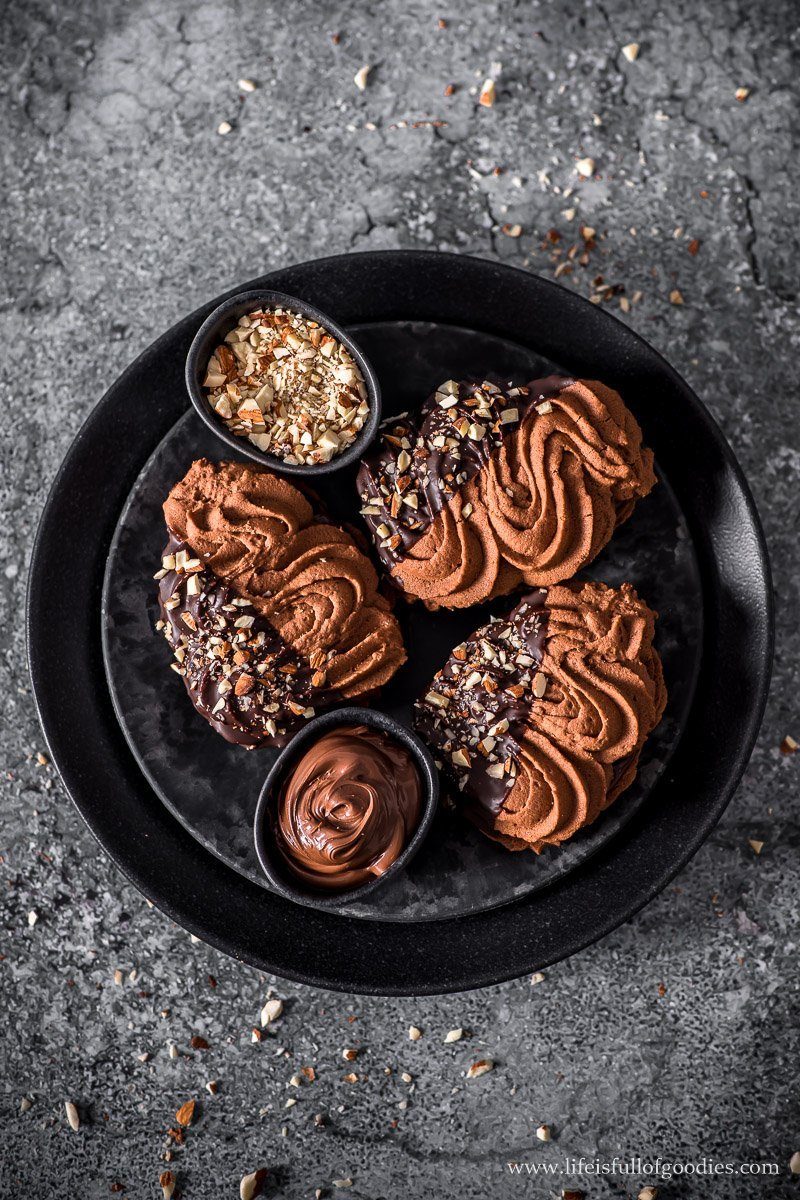 Flammende Schoko Herzen mit Nougatfüllung | Life Is Full Of Goodies