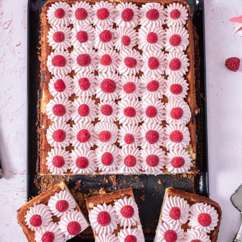 Himbeer Marmeladen Kuchen mit Cremetopping