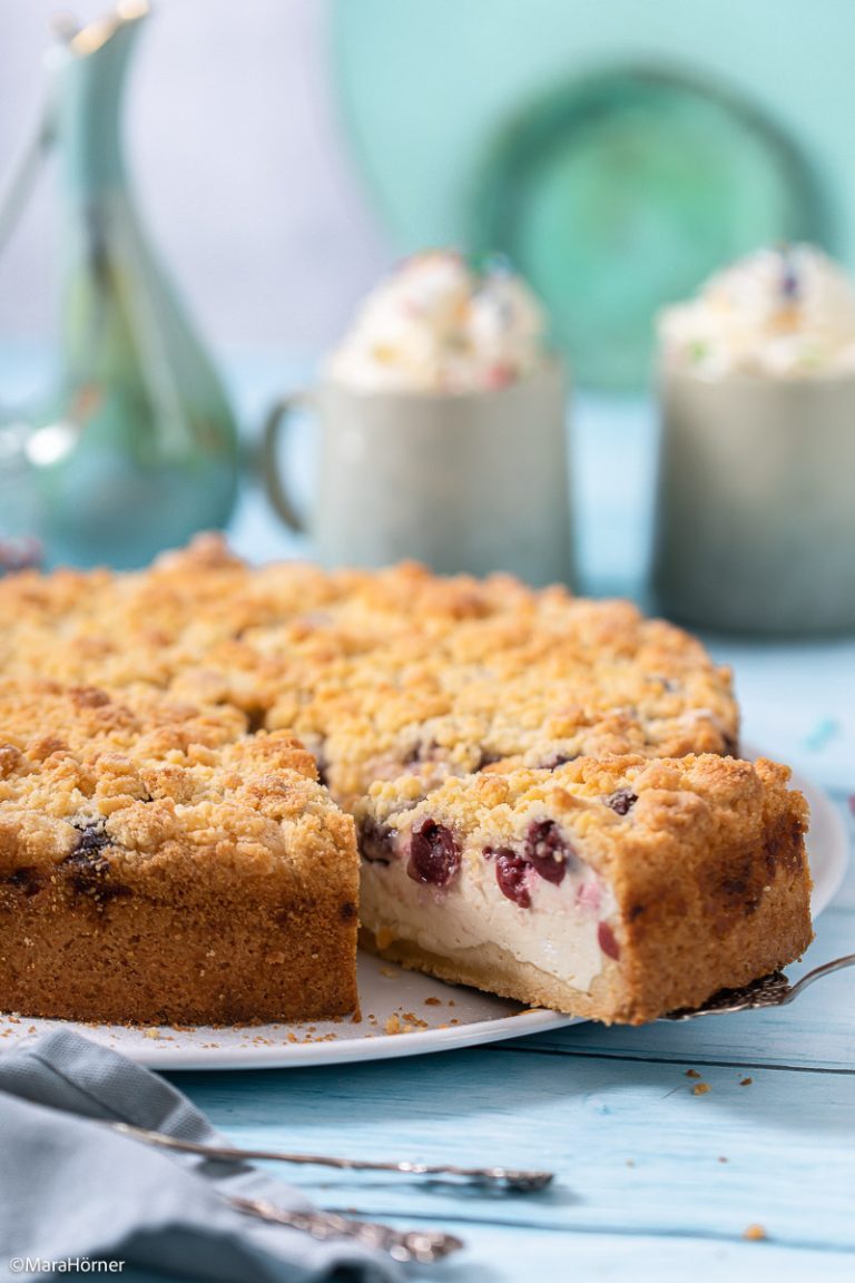 Kirsch Quarkkuchen mit Streuseln | Life Is Full Of Goodies