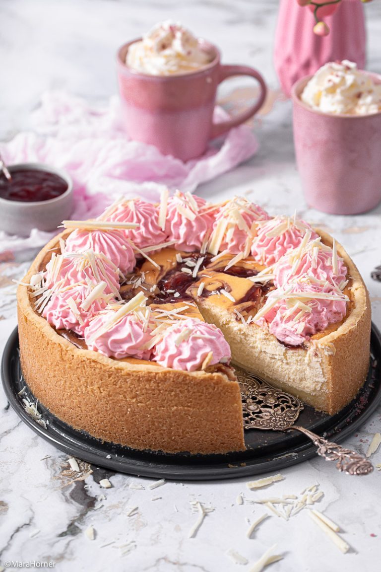 Erdbeer Swirl Cheesecake | Life Is Full Of Goodies