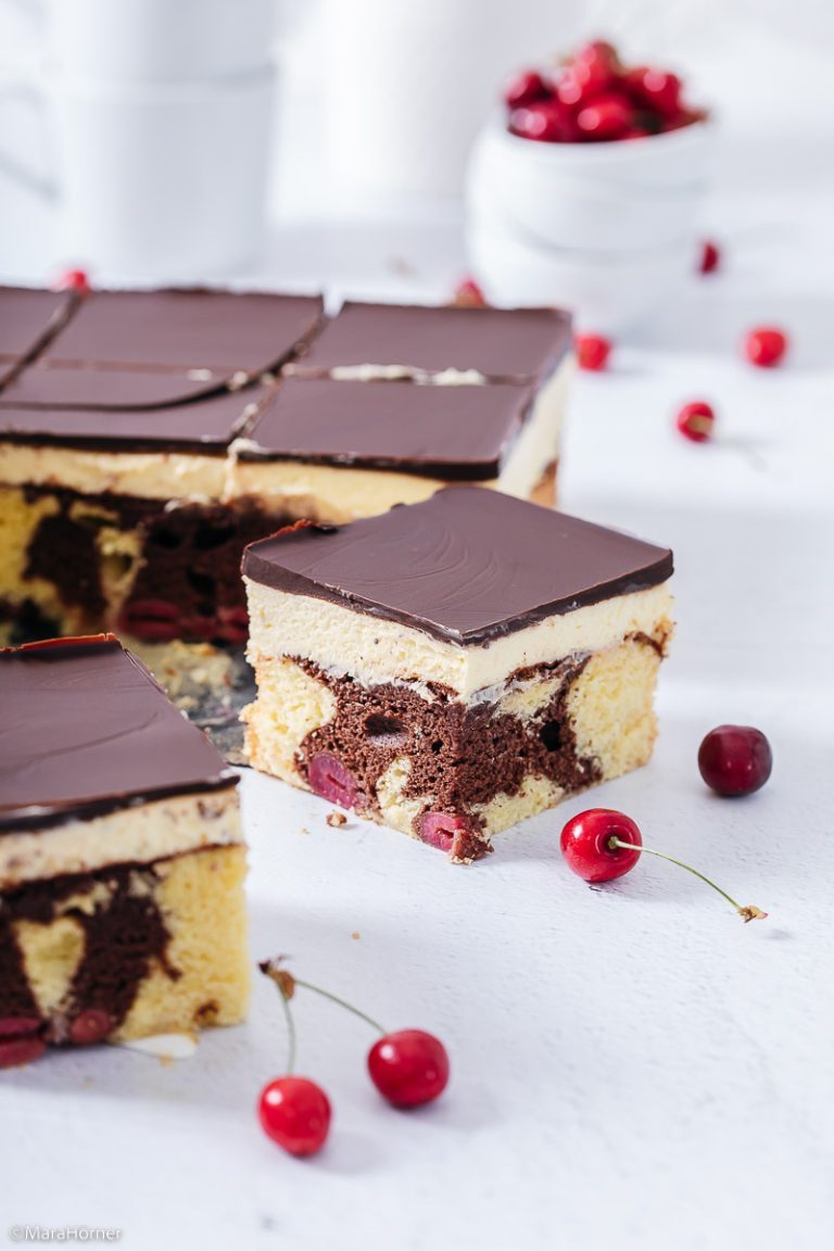 Donauwelle Rezept mit knackiger Schokokruste selber machen