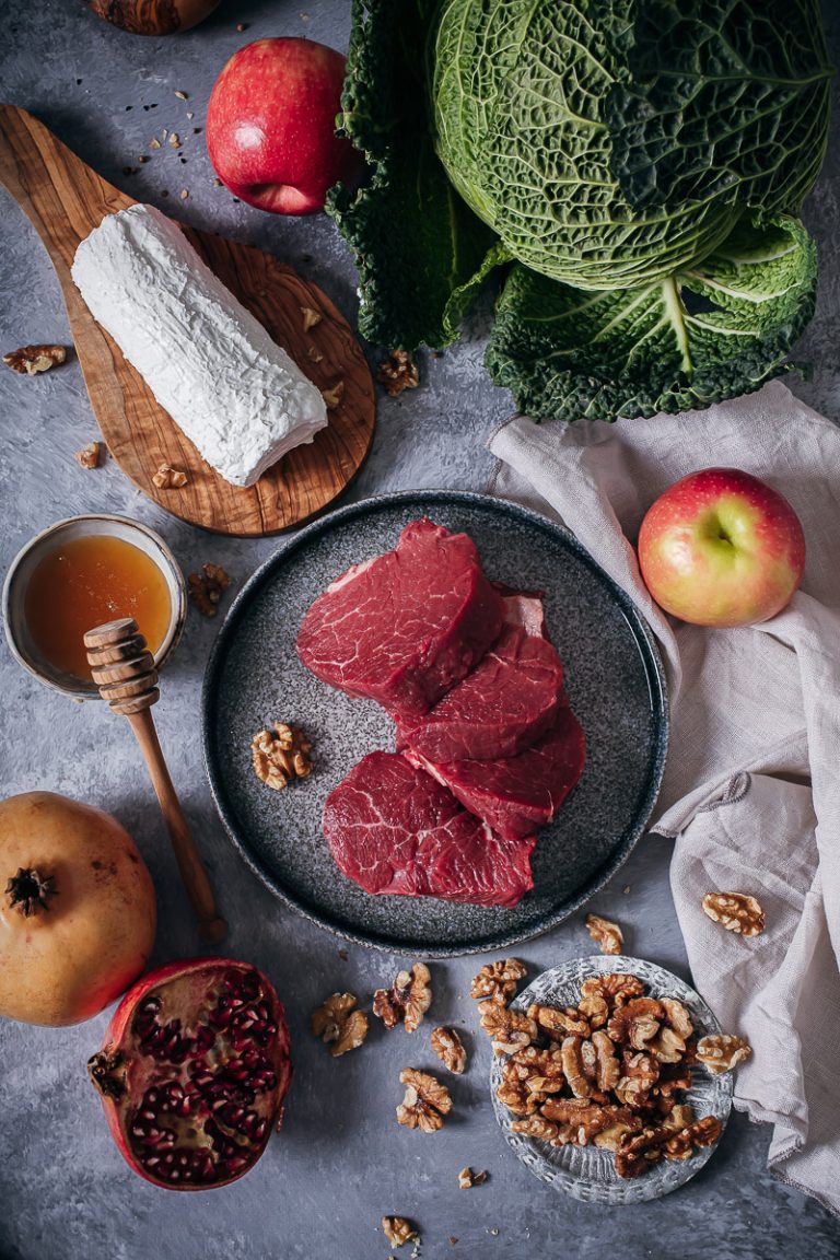Rinderfilet auf Wintersalat mit Ziegenfrischkäse | Life Is Full Of Goodies