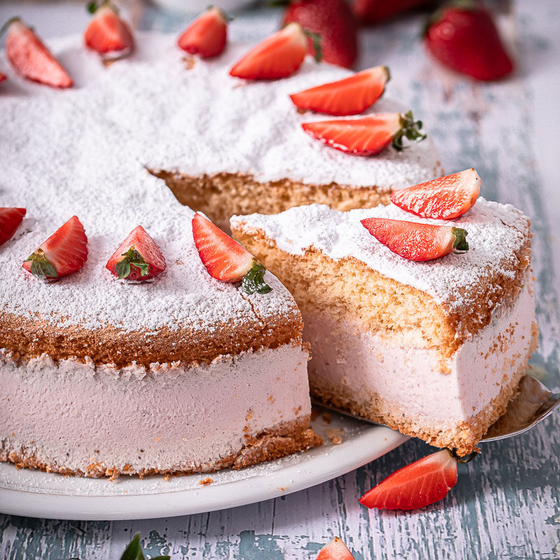 Die beste Erdbeer Käsesahne Torte | Life Is Full Of Goodies