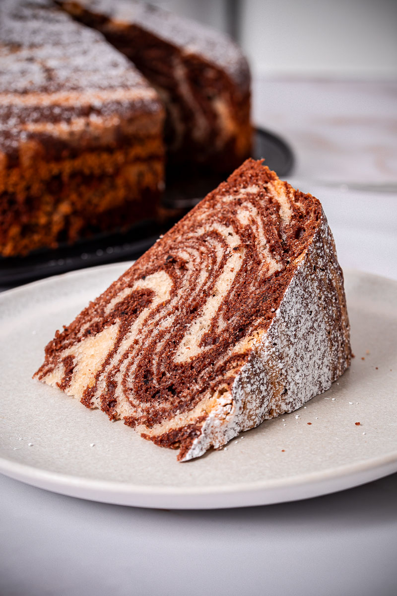 Ein Stück Zebrakuchen